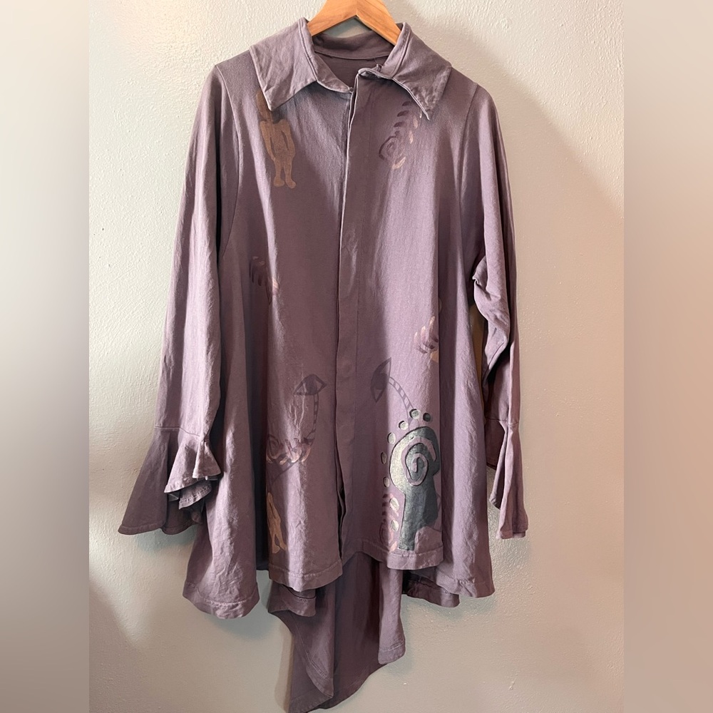 Lagan look style cotton cardigan with unique unique hemline Size medium